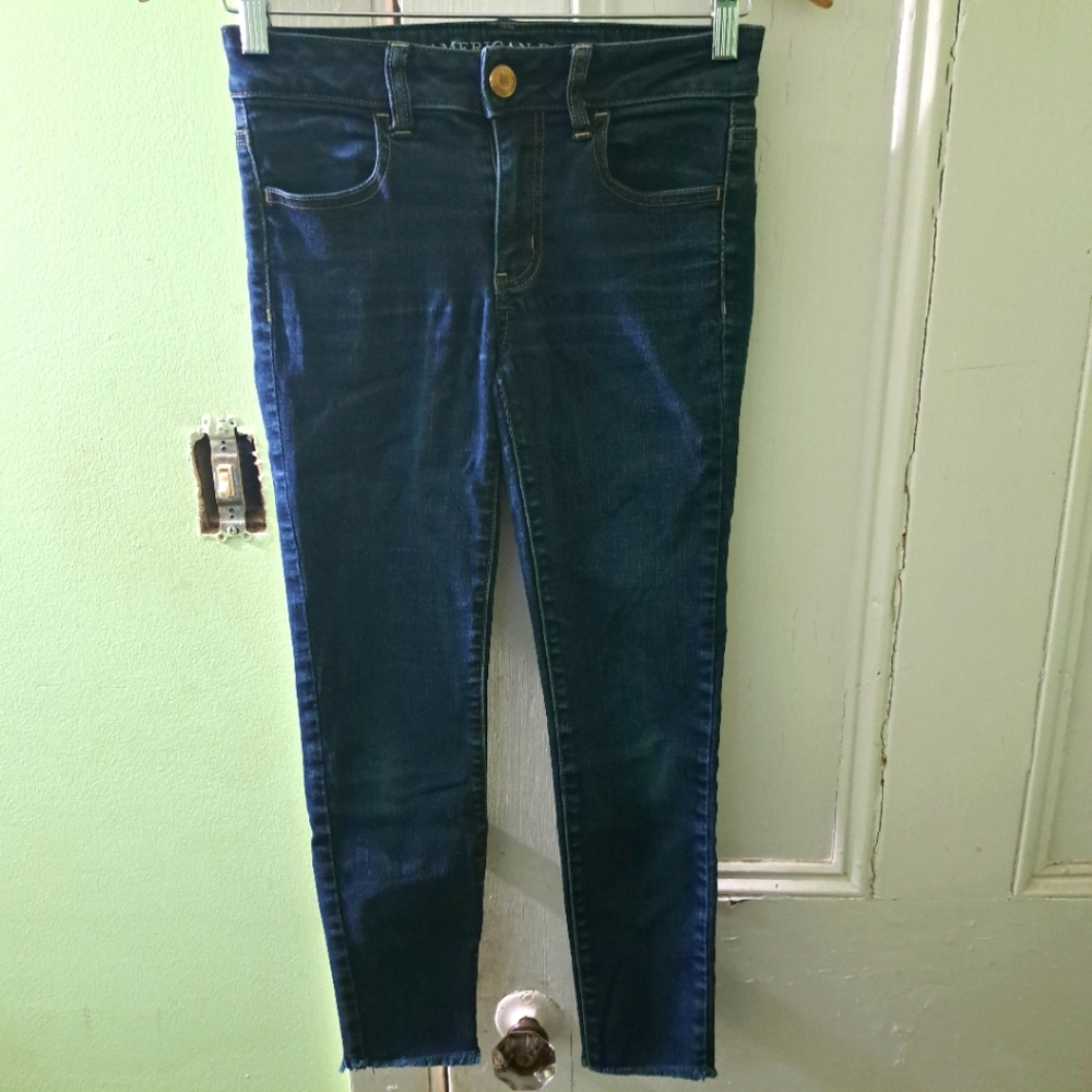 American Eagle Women's Blue Jeans